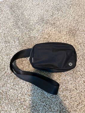 lululemon athletica Black Waist Belt Bag